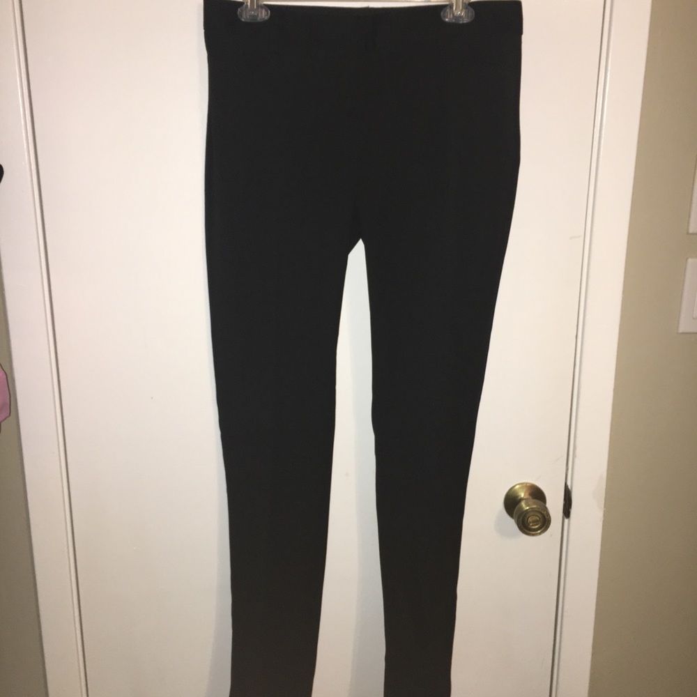 Black Express “Columnist” dress pants. Size 6R